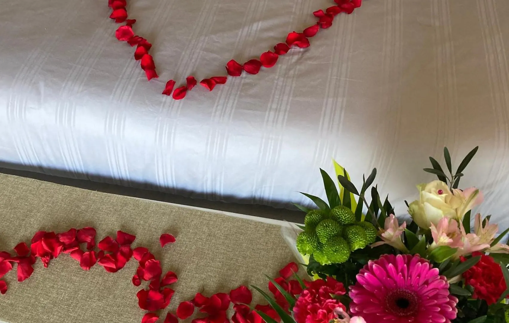 Pensionat La Petite Cabane, Escapade Romantique Maureville